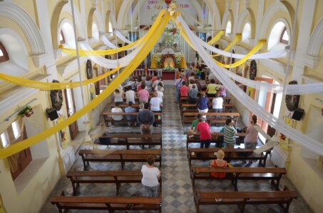 Santa Misa Teresa de Calcuta (Agra)-India