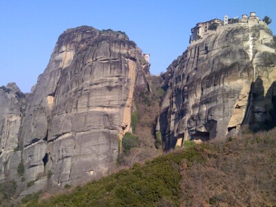 Traveleus - MONASTERIOS DE METEORA (GRECIA)