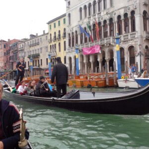 Traveleus - PASEO EN GONDOLA - VENECIA